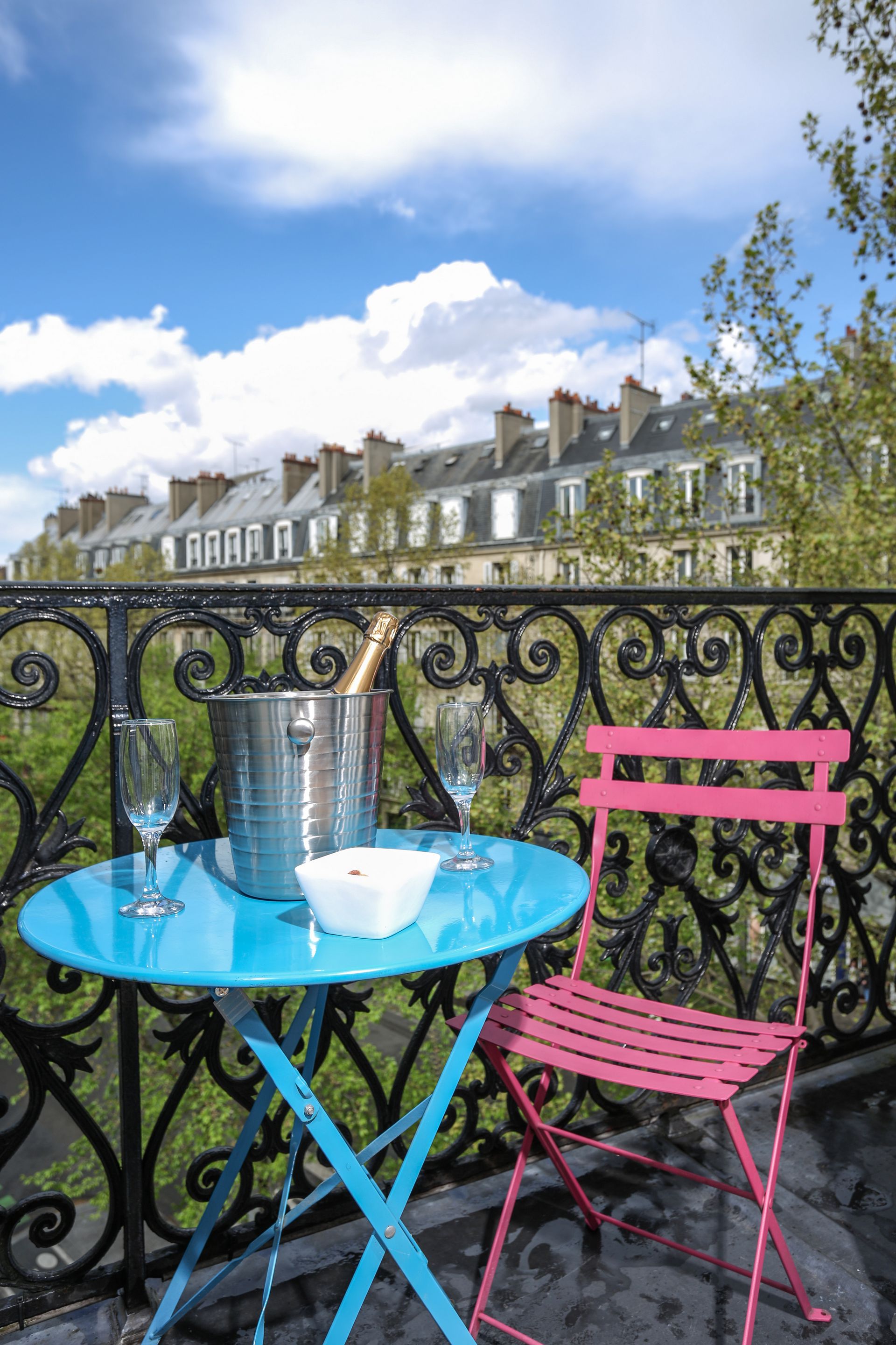 Hotel-Avalon-Paris-Balcony